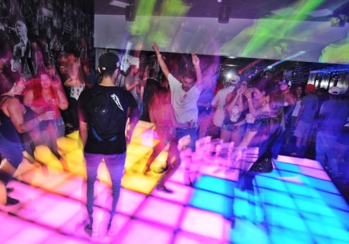 The Best Bars in Scottsdale AZ for an Unforgettable Night of Fun and Dancing