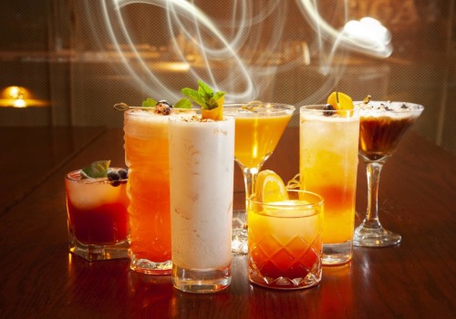 The 10 Best Bars for Unbeatable Happy Hour Specials in Scottsdale AZ