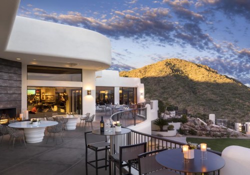 The Best Outdoor Patio Bars in Scottsdale, Arizona - An Expert's Guide